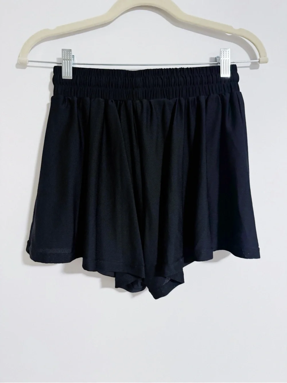 Halara - Black Mesh Shorts